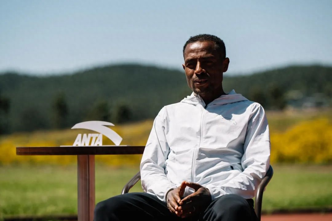 牵手长跑之王贝克勒安踏开启非洲高原c计划