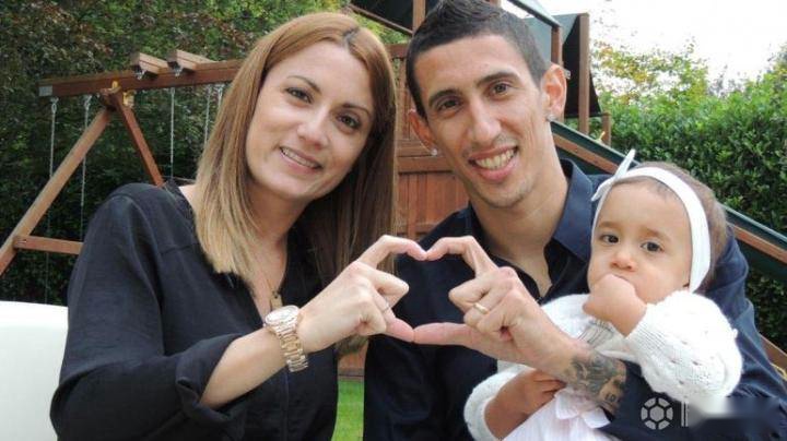 360体育-迪马利亚妻子:英国人很恐怖,食物也很恶心,在那简直想自杀