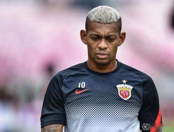 海港外援里卡多洛佩斯自宣我将与俱乐部解除合约